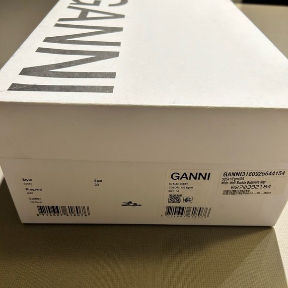 Ganni Wide Welt Buckle Ballerina Flats Naplack - Egret - Picture 9 of 11